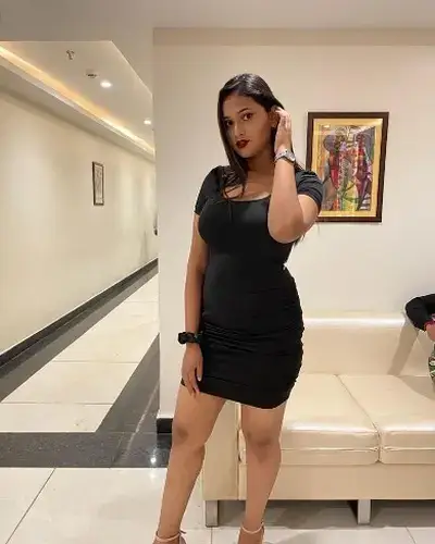 Escorts Hojai